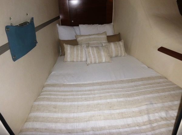 Fountaine Pajot Lavezzi 40