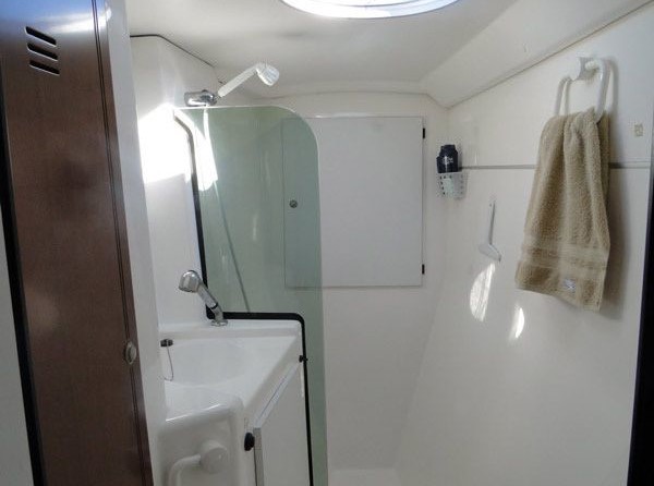 Fountaine Pajot Lavezzi 40