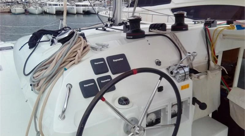 Lagoon 400 S2