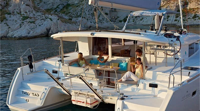 Lagoon 400 S2