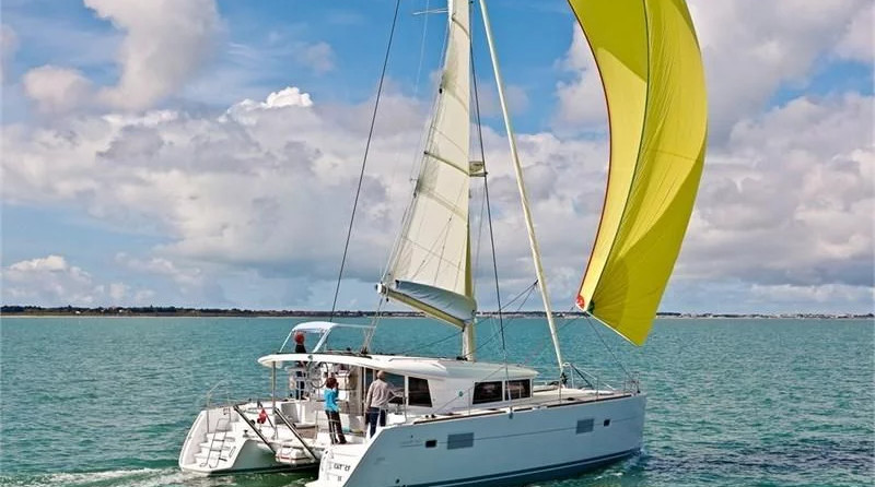 Lagoon 400 S2