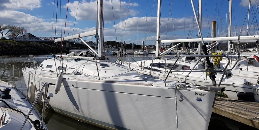 Beneteau First 36.7