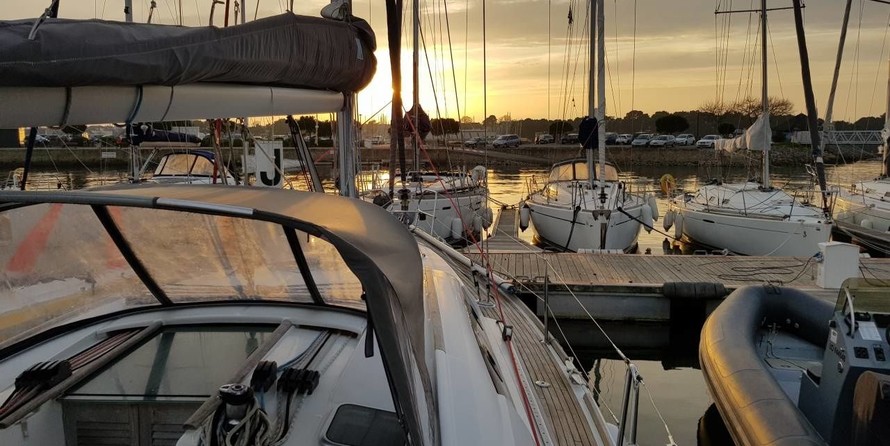 Beneteau Oceanis 40