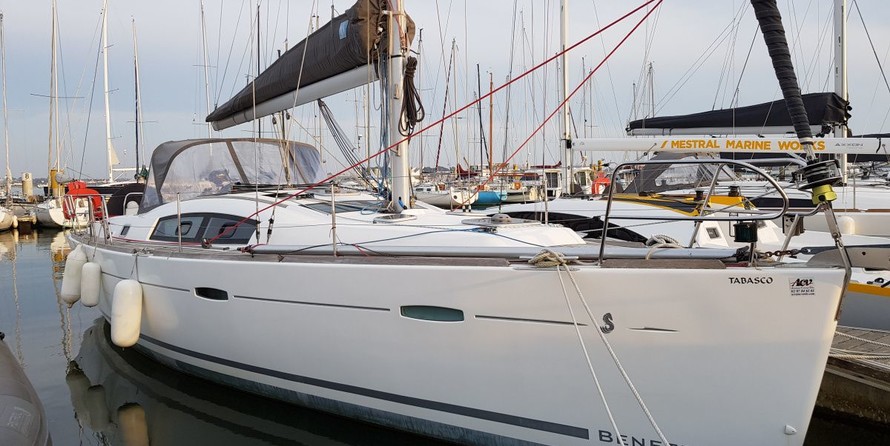 Beneteau Oceanis 40