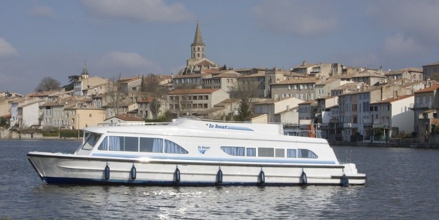 B & b boat builders core sound 17