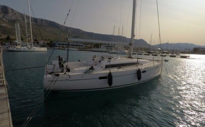 Salona 33