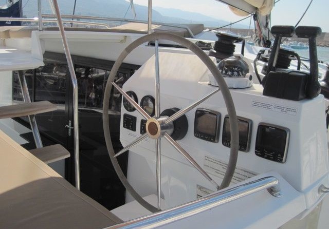 Fountaine Pajot Helia 44