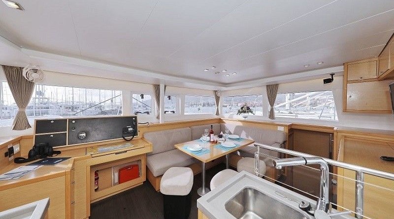 Lagoon 450 F