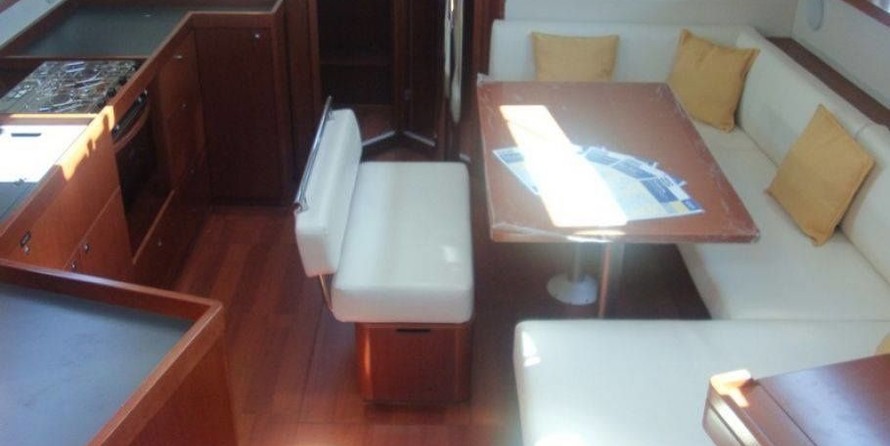 Beneteau Oceanis 45