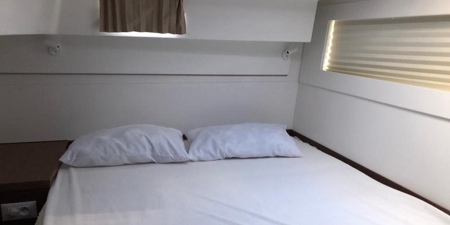 Lagoon 40