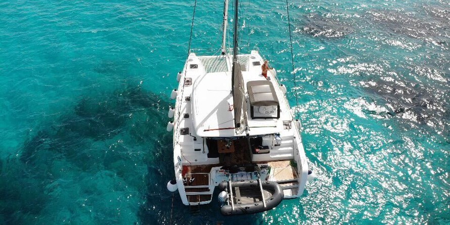 Lagoon 40