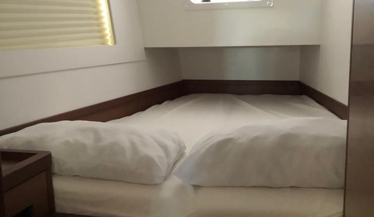 Lagoon 40