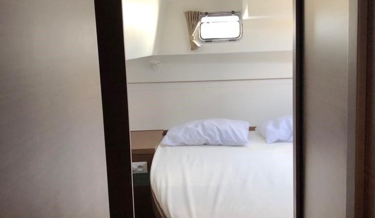 Lagoon 40