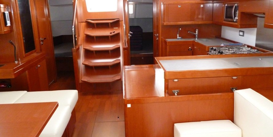 Beneteau Oceanis 55
