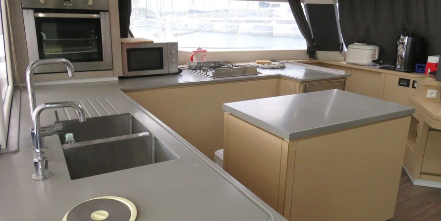 Fountaine Pajot Saba 50