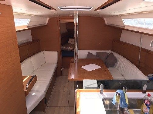 Jeanneau Sun Odyssey 379
