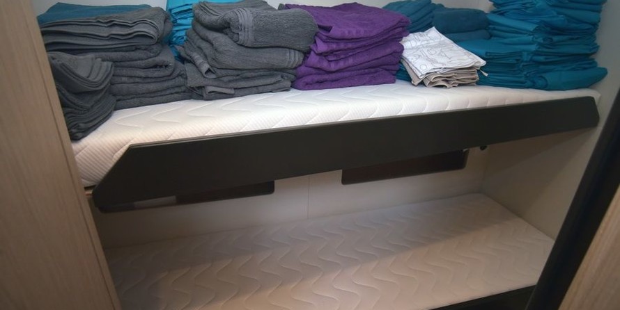 Beneteau Oceanis Yacht 62