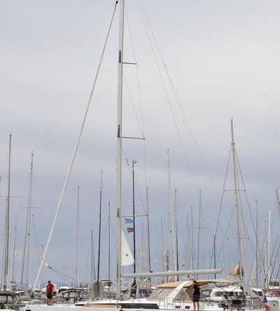 Beneteau Oceanis Yacht 62