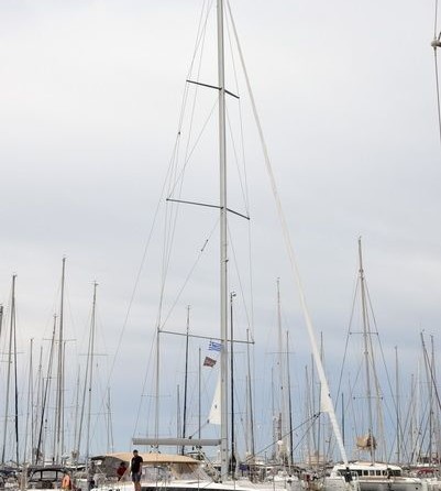 Beneteau Oceanis Yacht 62