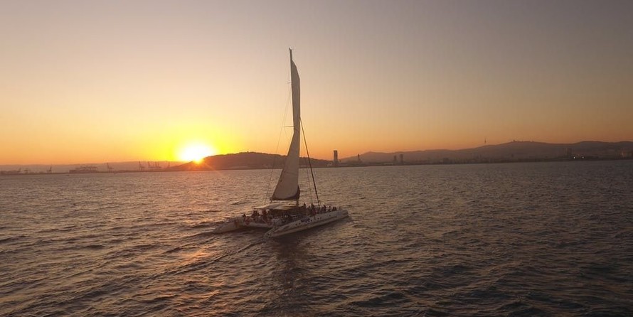 Fountaine pajot taiti 75 day charter boat