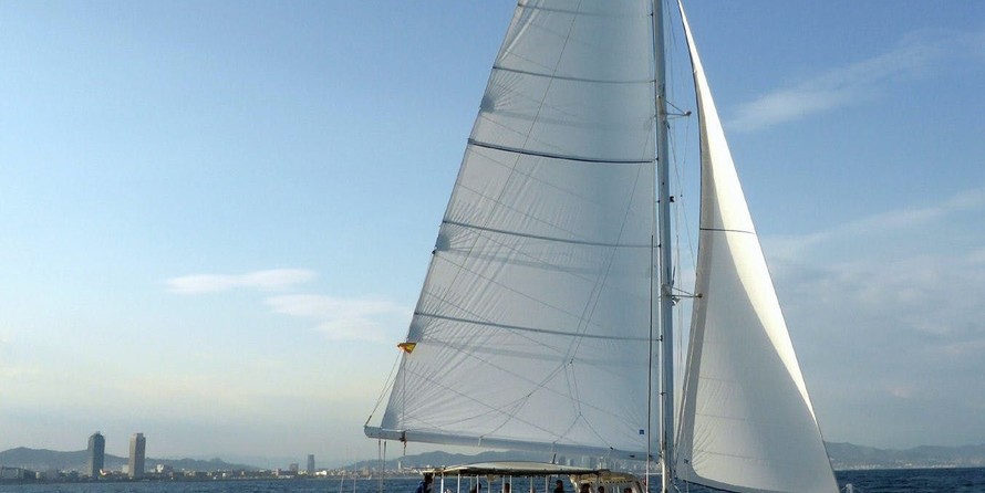 Fountaine pajot taiti 75 day charter boat