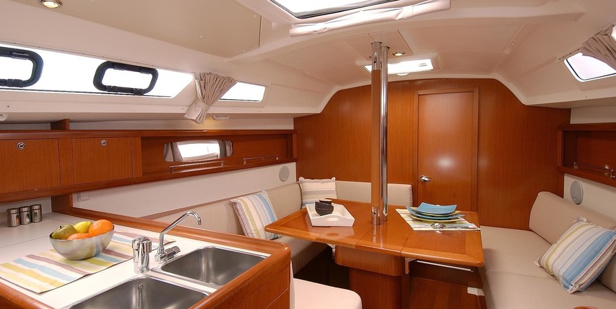 Beneteau Oceanis 34