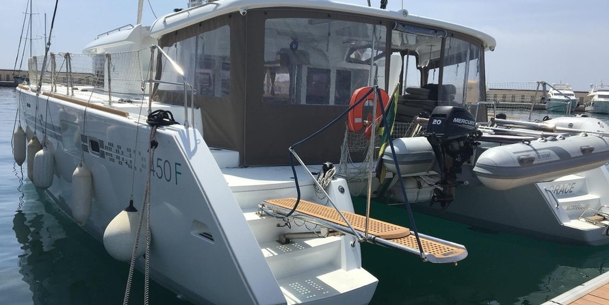 Lagoon 450 F