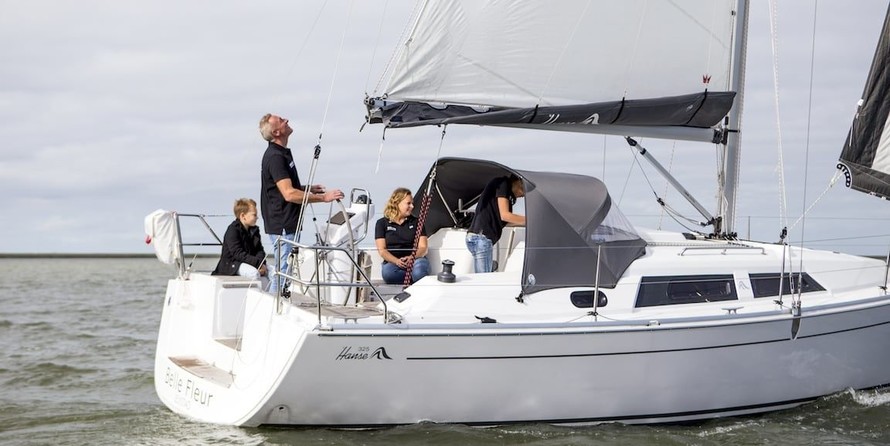 Hanse 325