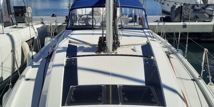 Beneteau Oceanis 46
