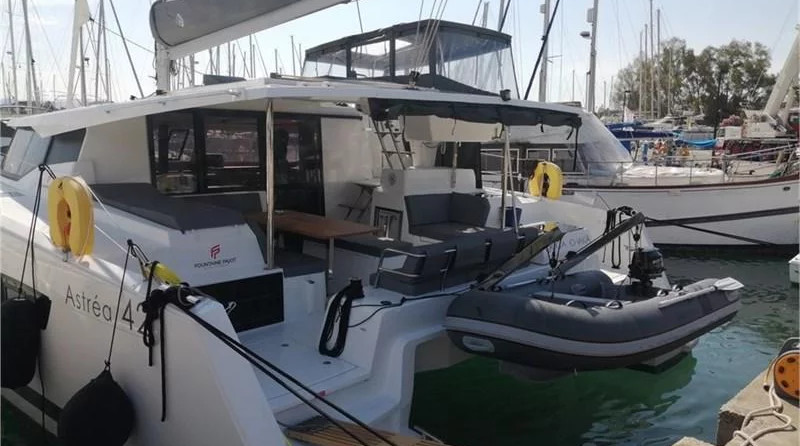 Fountaine Pajot Astrea 42