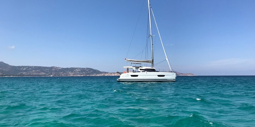 Fountaine Pajot Lucia 40