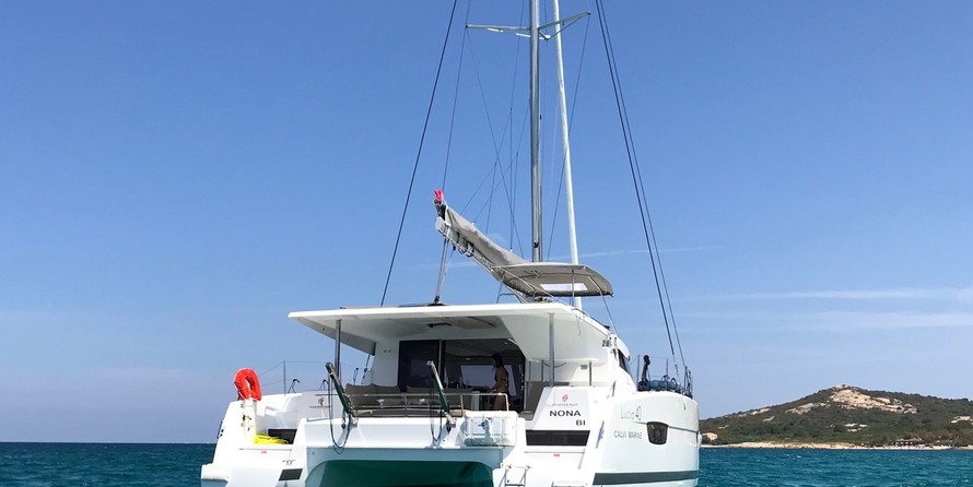 Fountaine Pajot Lucia 40