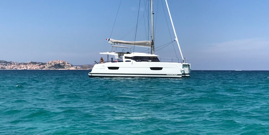 Fountaine Pajot Lucia 40