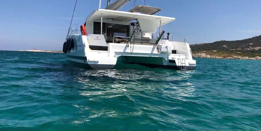 Fountaine Pajot Lucia 40