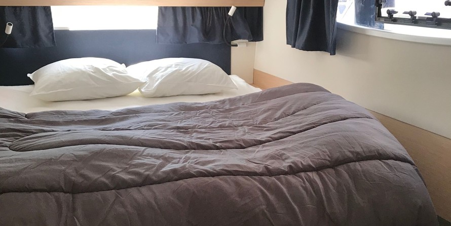 Fountaine Pajot Lucia 40