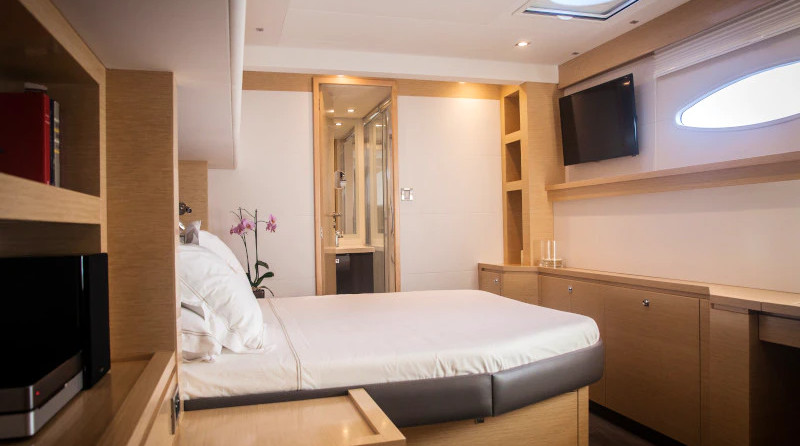 Fountaine pajot victoria 67