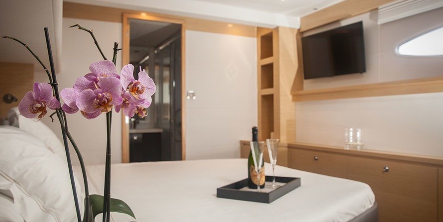 Fountaine pajot victoria 67