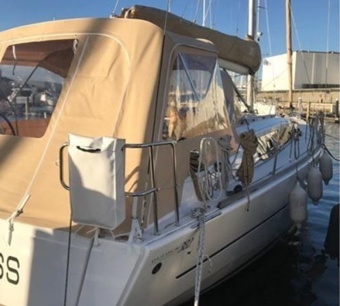 Dufour 382