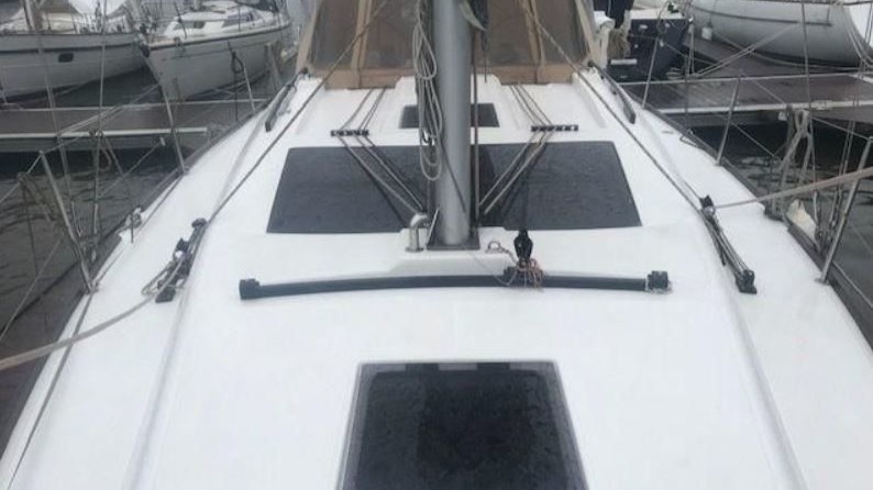 Dufour 382