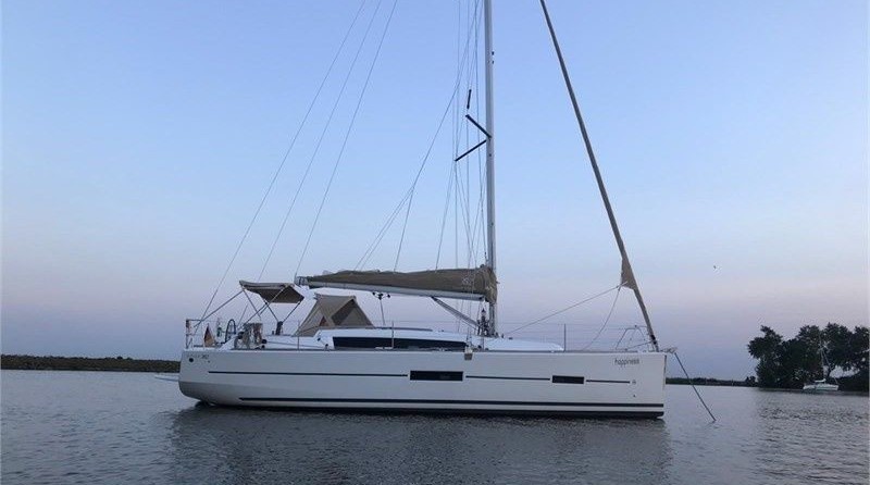 Dufour 382