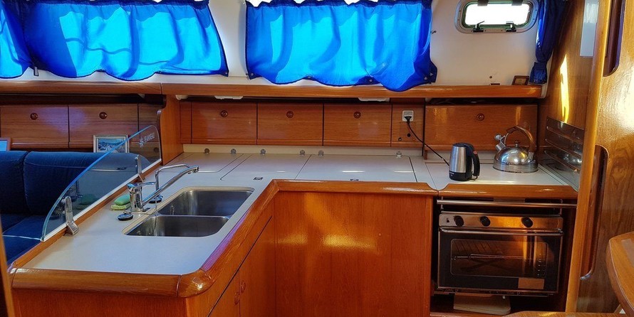 Jeanneau Sun Odyssey 43