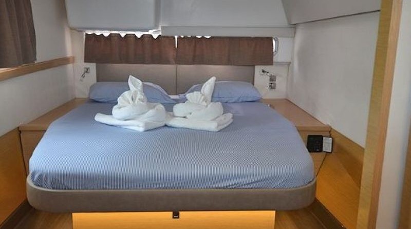 Fountaine Pajot Helia 44