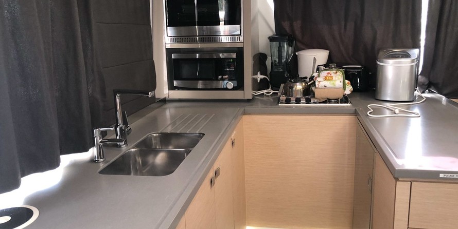 Fountaine Pajot Helia 44