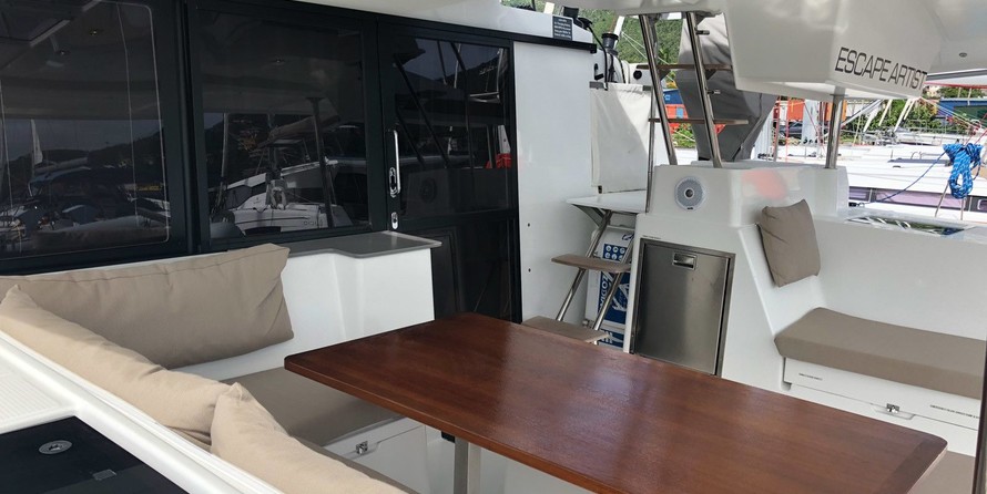 Fountaine Pajot Helia 44