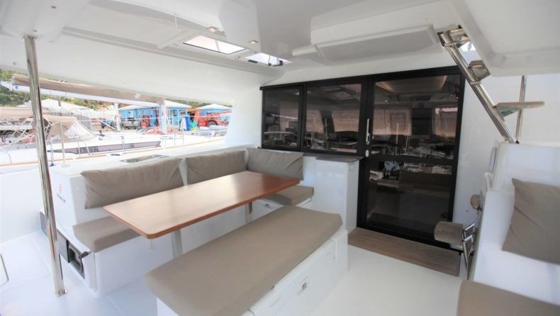 Fountaine Pajot Helia 44