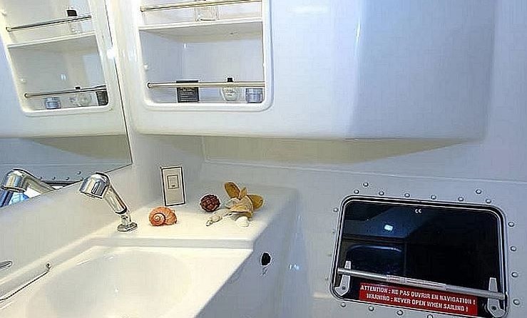 Fountaine Pajot Lavezzi 40