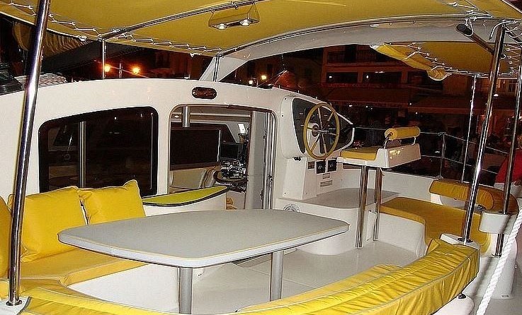 Fountaine Pajot Lavezzi 40