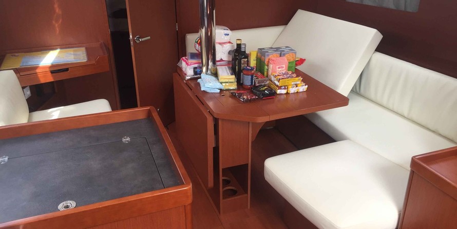 Beneteau Oceanis 41.1