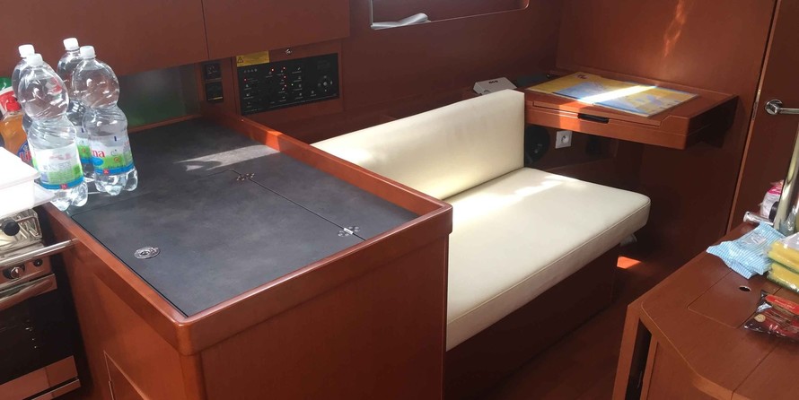 Beneteau Oceanis 41.1