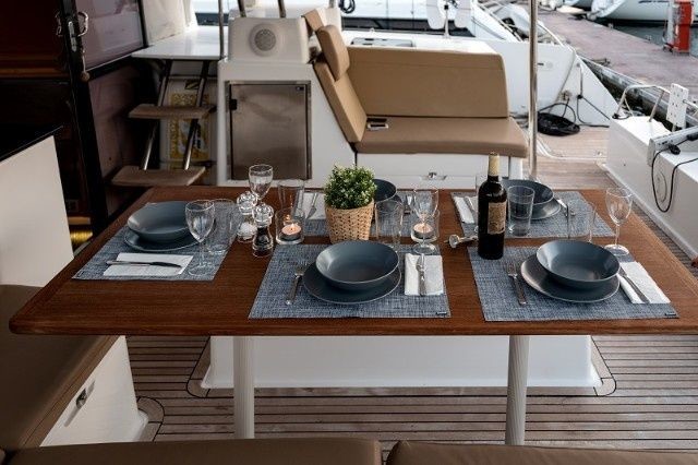 Fountaine Pajot Helia 44